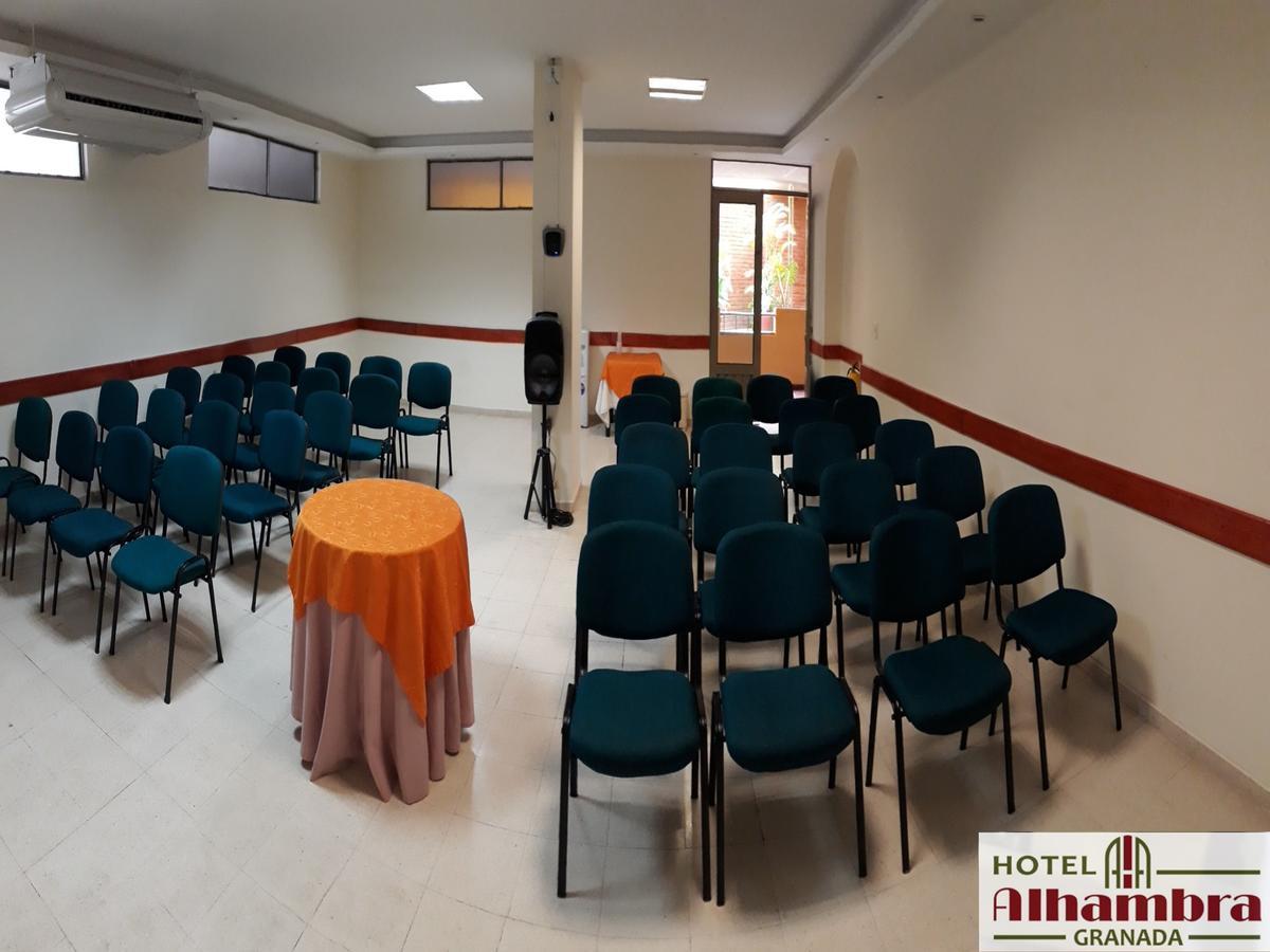 Hotel Alhambra Torre B Гранада Экстерьер фото