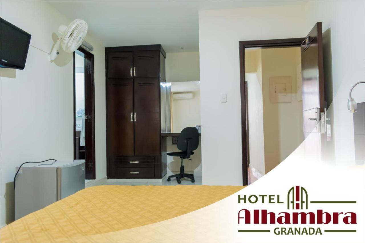 Hotel Alhambra Torre B Гранада Экстерьер фото
